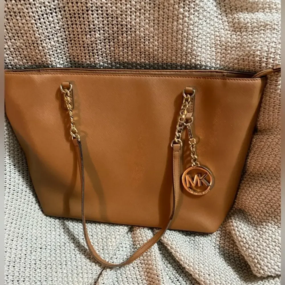 Michael Kors East West‎ Brown Shoulder Tote